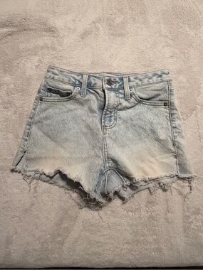 No Boundaries Light Blue Distressed Denim Shorts